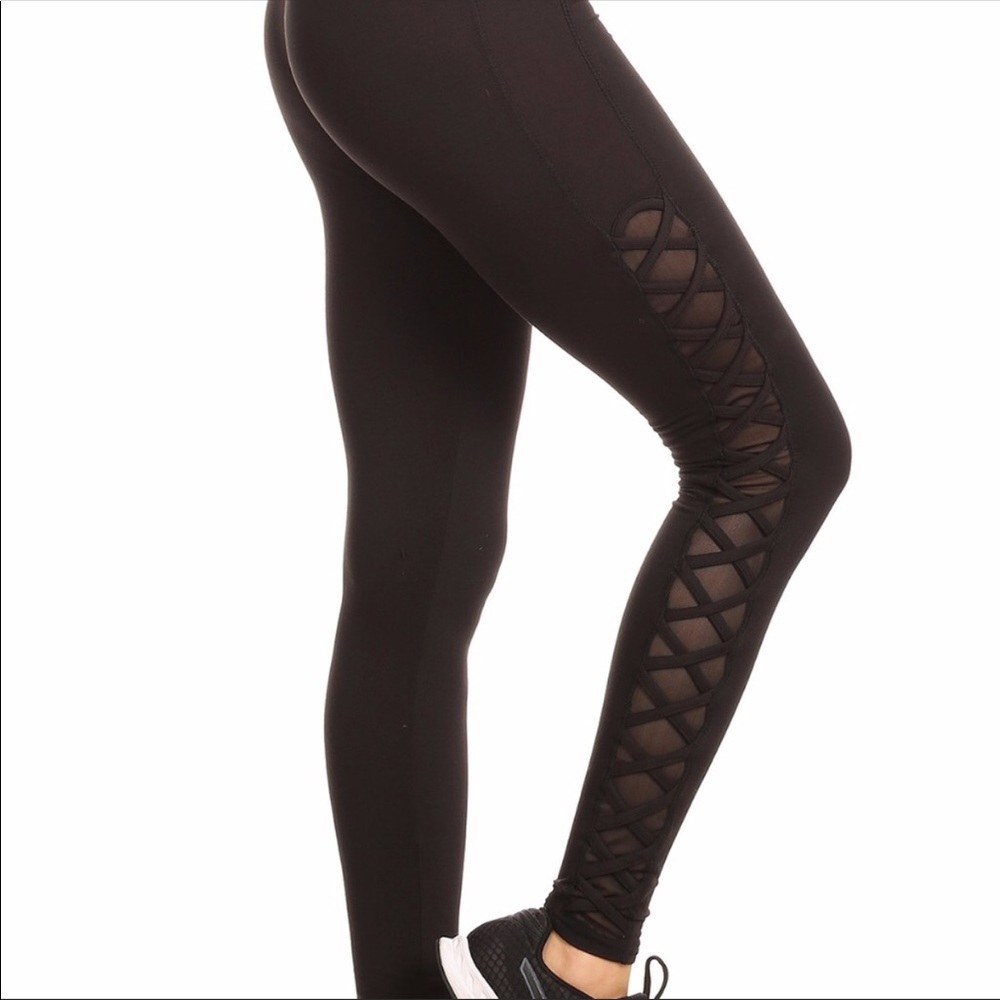 🔥Criss-Cross Mesh Leggings🔥